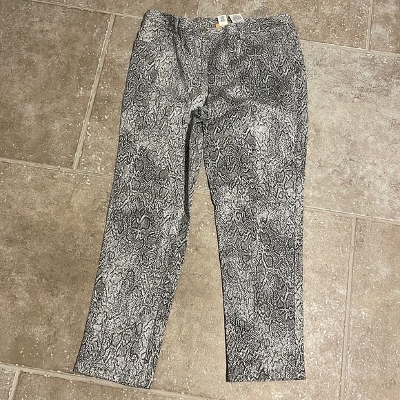 Ruby Rd‎ Pants animal print gray metallic size 8 - Picture 1 of 4